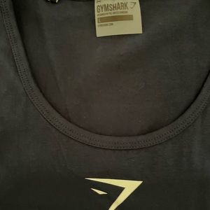 2 Mens workout tank tops